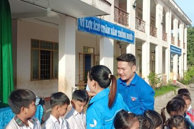 Chương trình tình nguyện mùa đông “Đông ấm cho em”